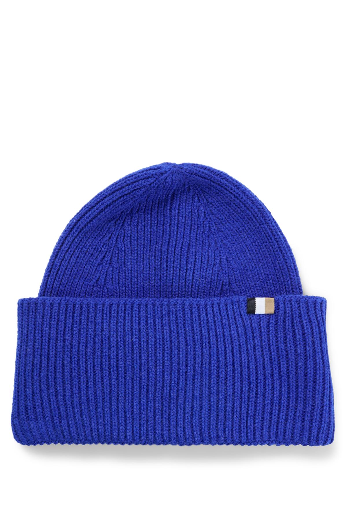 kapa W Laura_hat 50497808