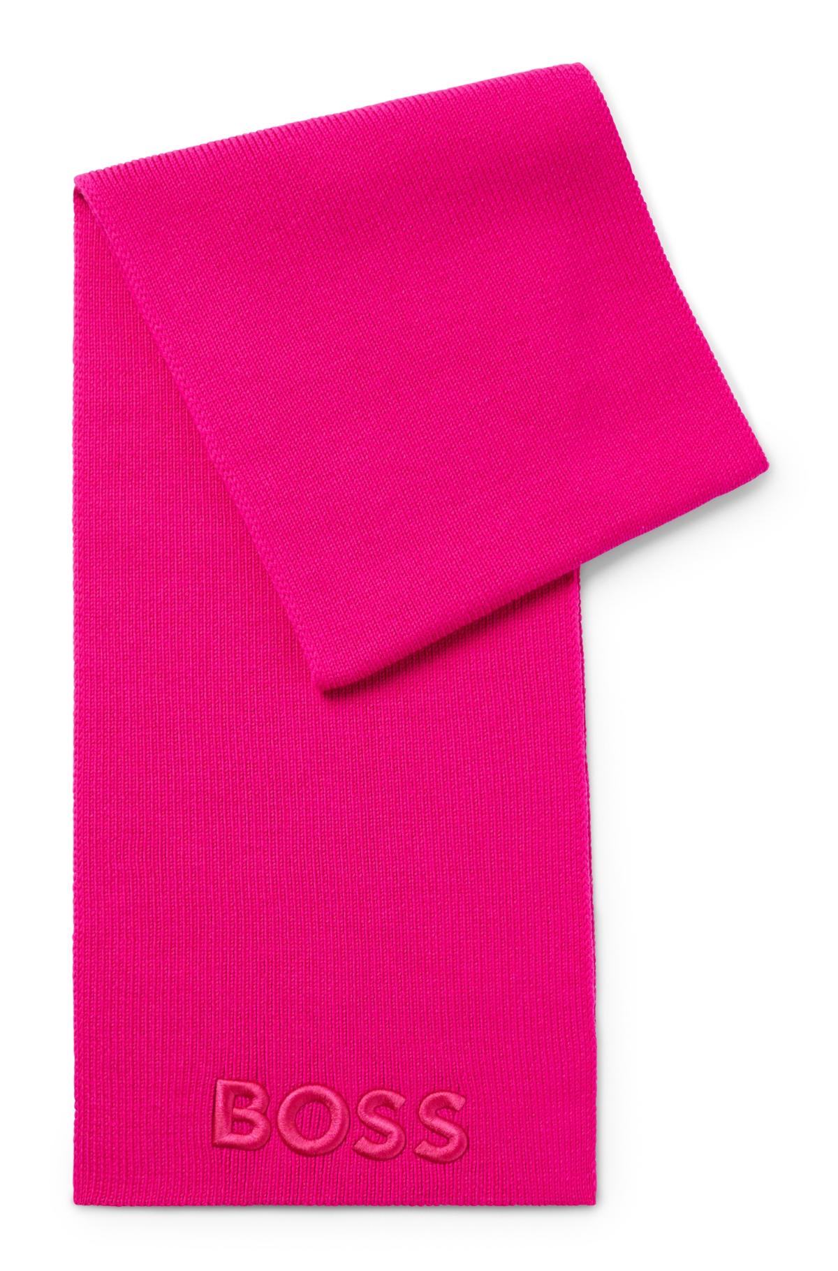 sal W Lara_scarf 50497861